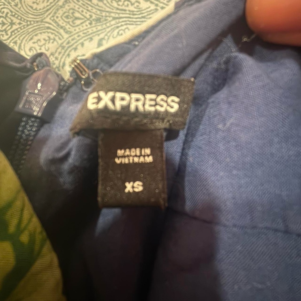 Express Blue Patterned Top - Picture 3 of 3